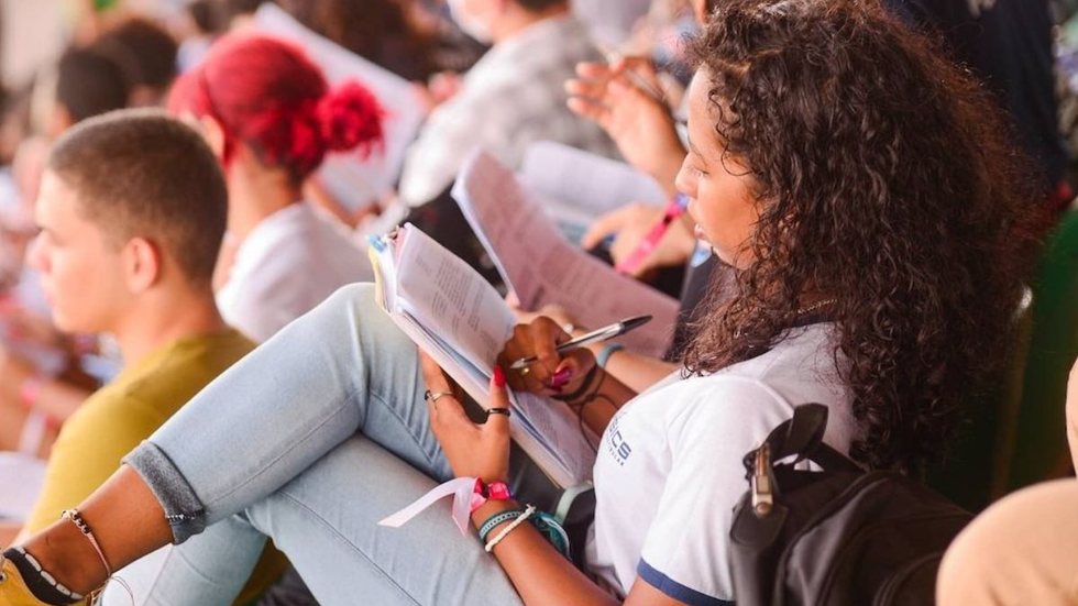 Os participantes do concurso público esperam contemplar salários que podem chegar até R$ 5 mil. - Foto: Fotos Públicas