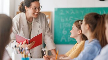 Confira o cenário da educação brasileira hoje - Foto: Envato Elements / choreograph