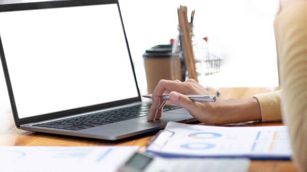 Saiba como conferir as notas do Enem - Foto: Envato Elements / wichayada69