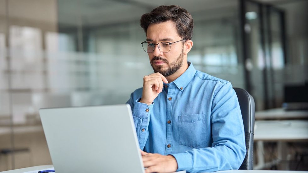 O processo da Embrapa possui cargos que exigem diferentes níveis de escolaridade. - Foto: Envato Elements / insta_photos