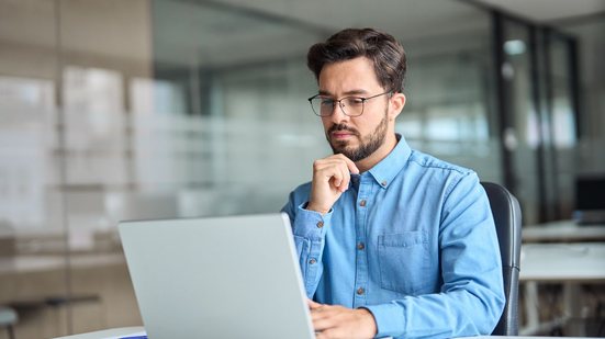 As oportunidades abrangem candidatos com escolaridade de nível fundamental, médio, técnico e superior - Foto: Envato Elements/insta_photos