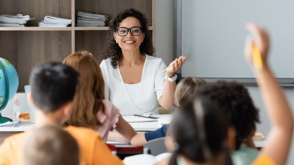 As oportunidades abrangem cargos de níveis fundamental e superior - Foto: Adobe Stock