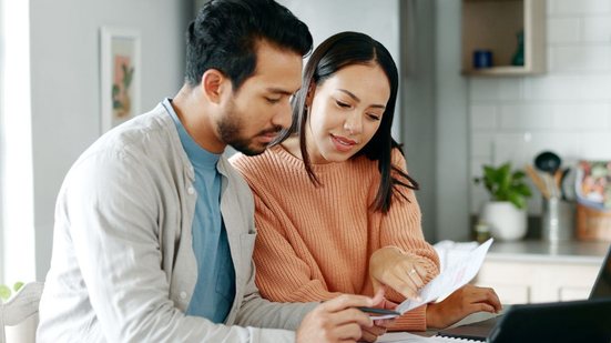 As chances contemplam cargos para candidatos com formação nos ensinos fundamental, médio e superior - Foto: Adobe Stock