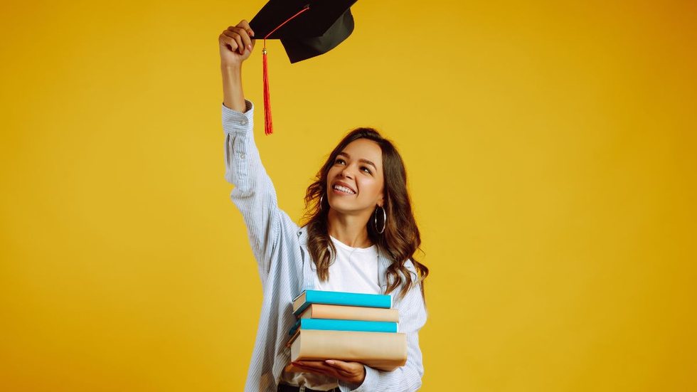 Para participar, é necessário ter formação superior completa em Licenciatura Plena - Foto: Adobe Stock