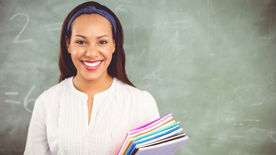 O concurso público em Balsa Nova é voltado para pessoas com ensino superior. - Foto: Adobe Stock
