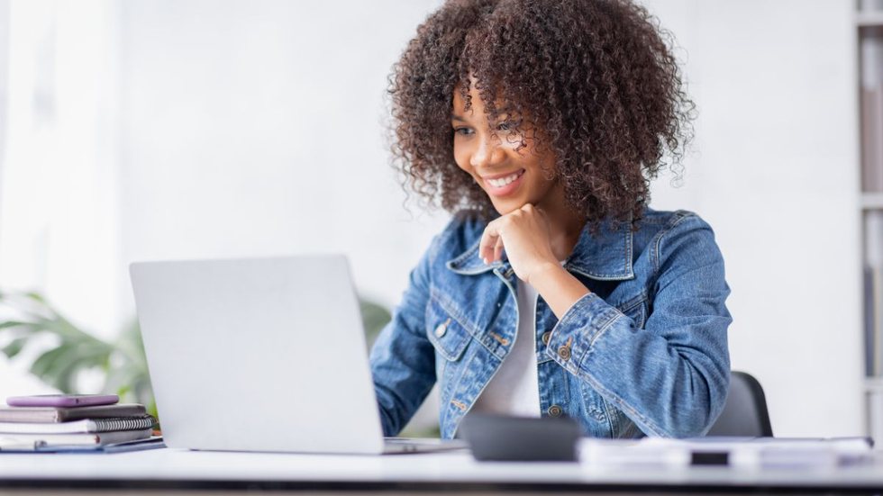 Veja como se candidatar no concurso da Conab - Foto: Adobe Stock