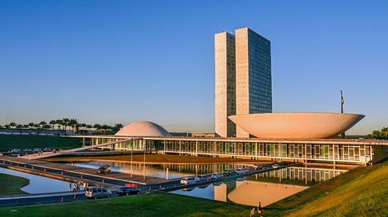 Veja concursos na região Centro-Oeste - Foto: Adobe Stock