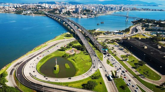 Veja este concurso em Santa Catarina - Foto: Adobe Stock
