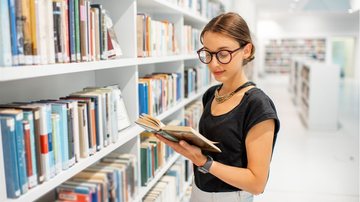 Saiba o que estudar para concursos públicos - Foto: Adobe Stock