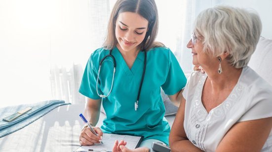 A carga horária será de 25 a 40 horas semanais. - Foto: Adobe Stock/Dragana Gordic