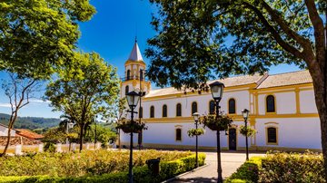 O processo em Santana de Parnaíba possibilita a isenção da taxa de inscrição. - Foto: Adobe Stock