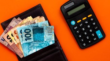 O novo processo do TRT-2 oferece salários até R$ 14 mil. - Foto: Adobe Stock