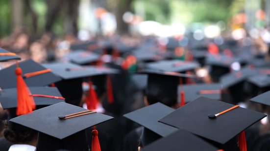 Veja universidades com concurso público aberto - Foto: Adobe Stock
