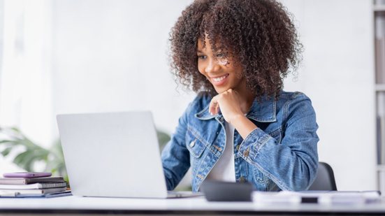Veja este concurso no Paraná - Foto: Adobe Stock