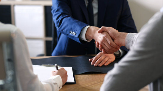 Veja como se inscrever no concurso público da Câmara de Três Passos - Foto: Adobe Stock