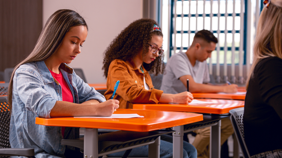 Confira o edital do concurso - Foto: Adobe Stock