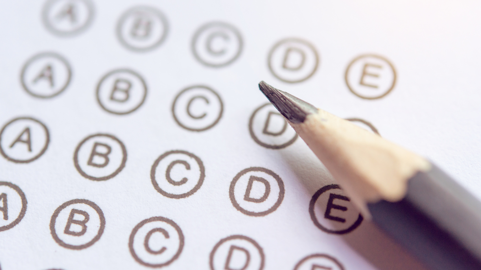 Saiba como se inscrever no concurso de Itabirinha - Foto: Adobe Stock