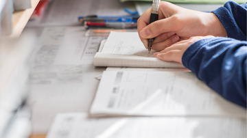 Saiba como se inscrever no concurso público - Foto: Adobe Stock