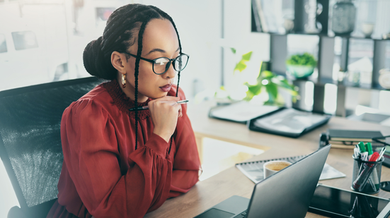 O concurso público para o CREA-RS possui 44 vagas para as mais diversas áreas de atuação - Foto: Adobe Stock