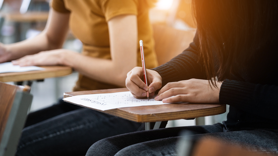 Saiba como acessar o edital do concurso da UFPB - Foto: Adobe Stock