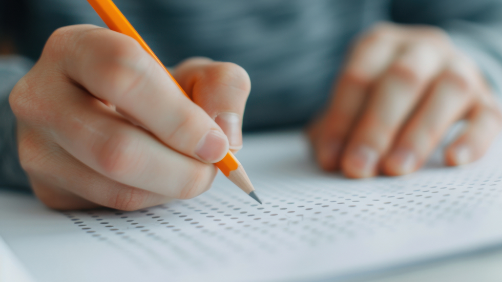 Veja como se inscrever no concurso público de Viçosa, MG - Foto: Adobe Stock