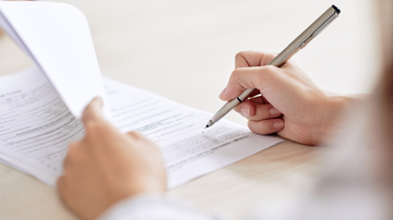 Entenda o caso de Quatis, no RJ - Foto: Adobe Stock