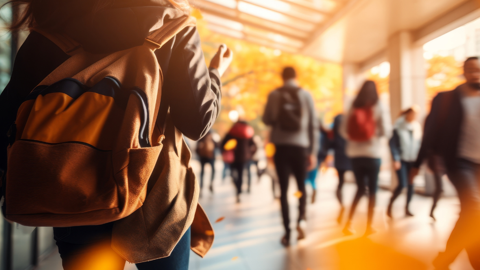 Veja o edital do concurso da Universidade Estadual do Norte Fluminense Darcy Ribeiro (UENF), no Rio de Janeiro - Foto: Adobe Stock