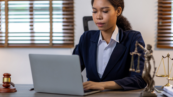 O edital completo do concurso deve ser publicado em julho - Foto: Adobe Stock