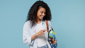 Ao se inscrever em um concurso para outra região, é importante que o candidato organize a sua vida financeira e pessoal - Foto: Adobe Stock