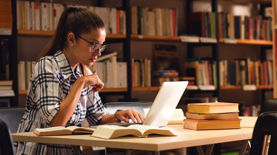 O processo em Francisco Beltrão possibilita a isenção da taxa de inscrição. - Foto: Adobe Stock