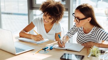 Os interessados em um dos processos devem ficar atentos ao prazo de inscrição. - Foto: Adobe Stock