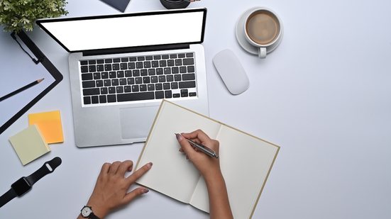 Os candidatos do processo do CONDER devem realizar uma prova objetiva. - Foto: Adobe Stock