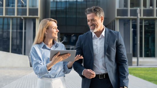 Saiba mais sobre a interação entre diferentes gerações no serviço público - Foto: Adobe Stock