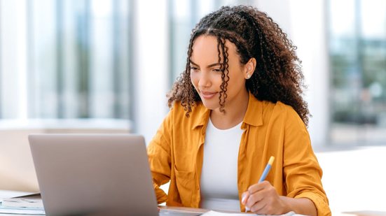 Confira este concurso público em Herval d'Oeste - Foto: Adobe Stock