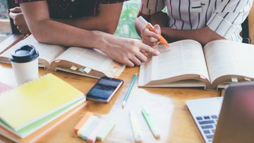 O processo seletivo do PROHAB possui mais de dez vagas. - Foto: Adobe Stock