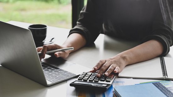 Confira este concurso público em Santana da Ponte Pensa (SP) - Foto: Adobe Stock