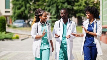 Confira este concurso em São José (SC) - Foto: Adobe Stock