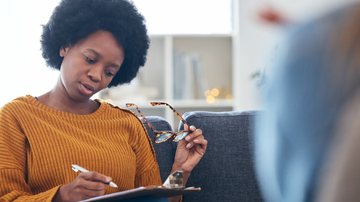 Os candidatos que não forem isentos da taxa de inscrição devem efetuar o seu pagamento. - Foto: Adobe Stock