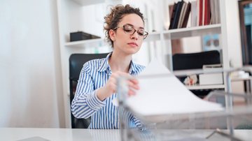 Confira este concurso público na Minas Gerais Administração e Serviços S.A (MGS) - Foto: Adobe Stock