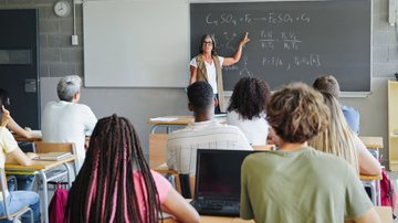 Confira este concurso público na Unesp - Foto: Adobe Stock