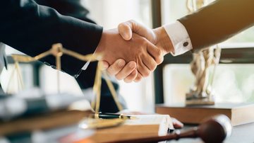 Confira este concurso público em Pinhais (PR) - Foto: Adobe Stock