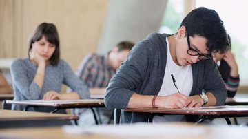 Certame oferece 65 vagas. - Foto: Adobe Stock