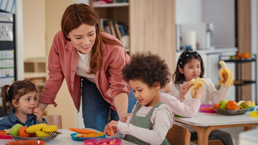 Confira este concurso público na Unirio - Foto: Adobe Stock