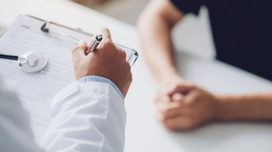 Confira este concurso público realizado pela FUNCABES - Foto: Adobe Stock