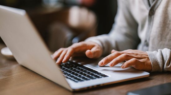 Iamspe inicia recadastramento digital obrigatório para servidores e dependentes - Foto: Adobe Stock