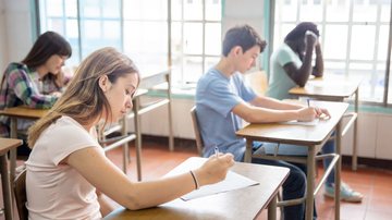 A avaliação teve início às 13h00 - Foto: Adobe Stock