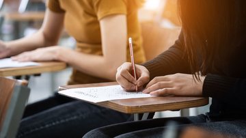 Mais de 760 mil inscritos participam da segunda edição do CPNU neste domingo, em busca de uma vaga no serviço público federal - Foto: Adobe Stock