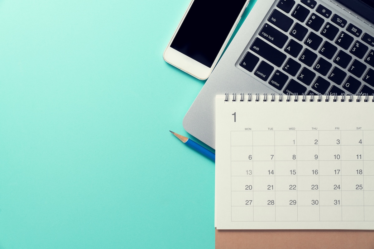 laptop e calendário